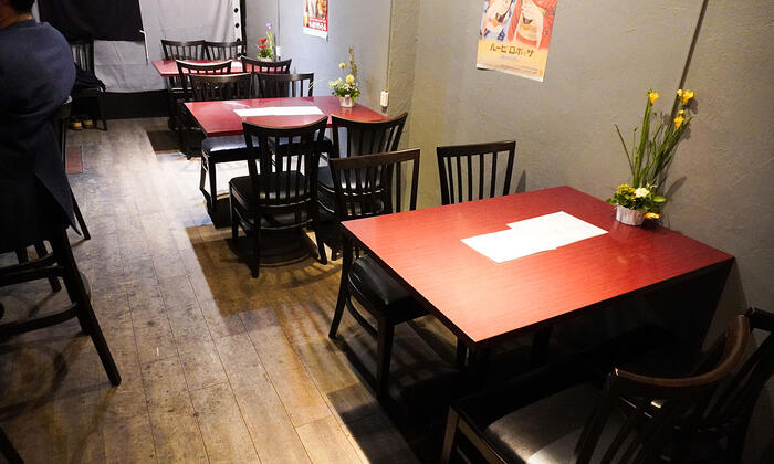 39京町店のテーブル席の様子